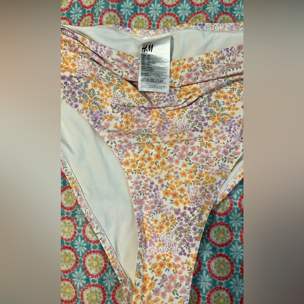 H&M floral bottom bikini